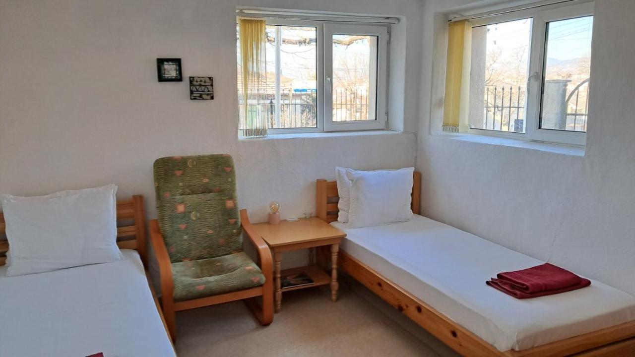 Plamena Guest Rooms Kurdzhali Bagian luar foto