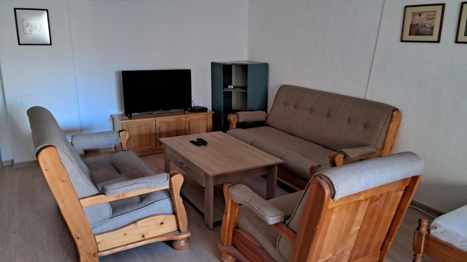 Plamena Guest Rooms Kurdzhali Bagian luar foto
