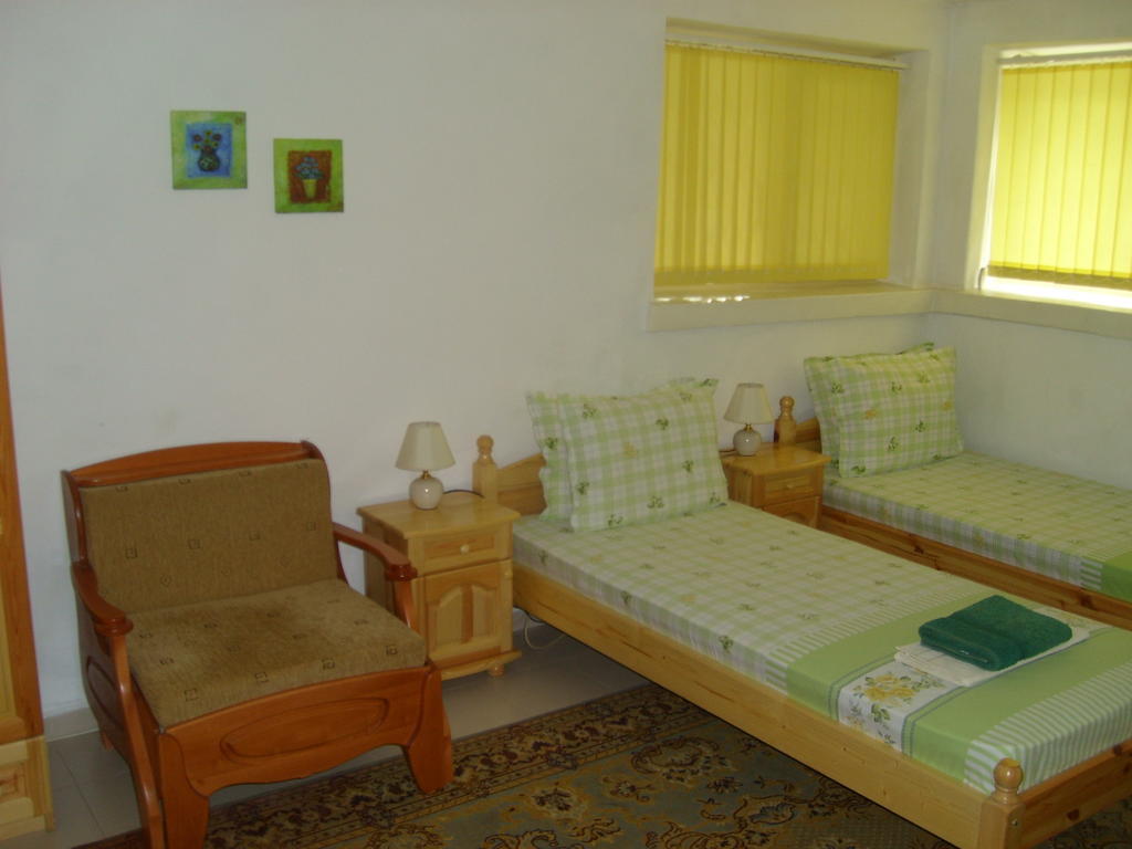 Plamena Guest Rooms Kurdzhali Ruang foto